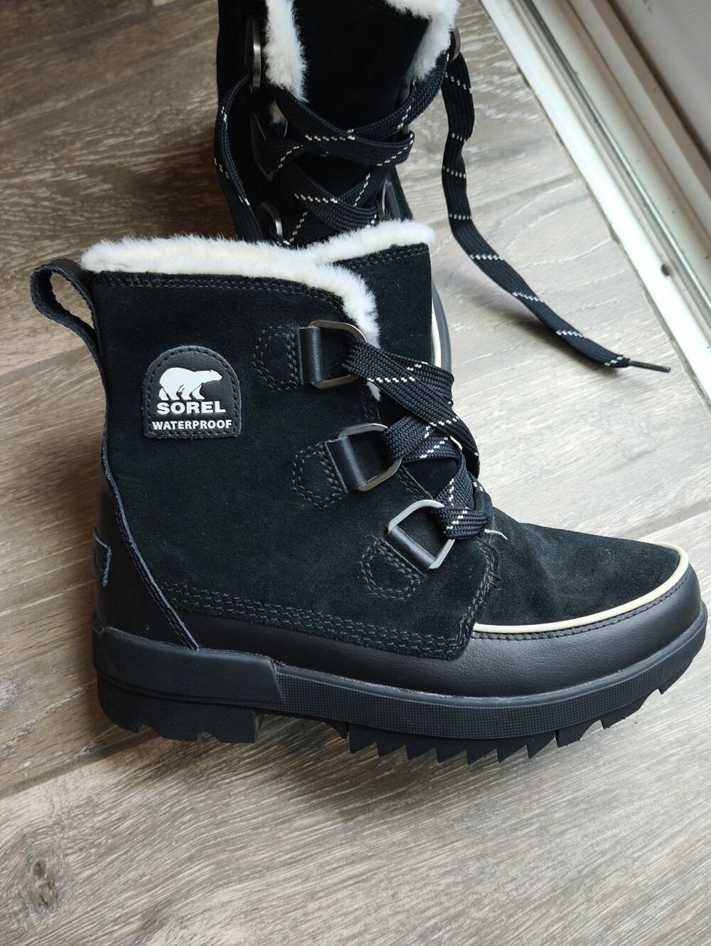 SOREL Tivoli IV Waterproof Boots Women’s 7 Black Suede Faux Fur